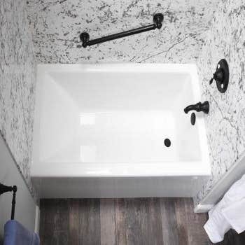 Tubs & More