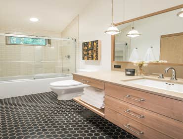 GREEN MOUNTAIN SKI CHALET RENOVATION