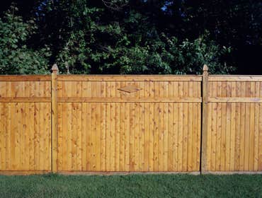 CUSTOM WOOD