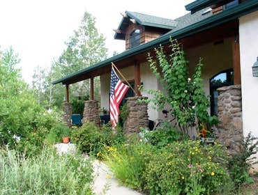 McKinnon straw bale home. 1995