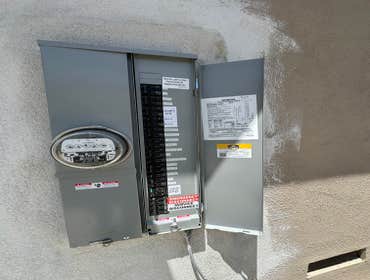 200 Amp Solar ready Meter Panel Installation