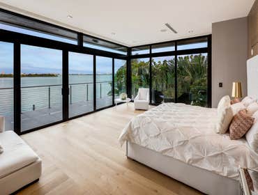 7311 Belle Meade, Miami