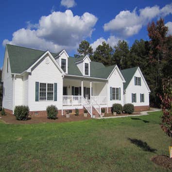 Project photos from Schultz Custom Homes & Remodeling, llc Custom screen room
Master craftsmen trim work
Custom home
Custom tile master bathroom
Outdoo