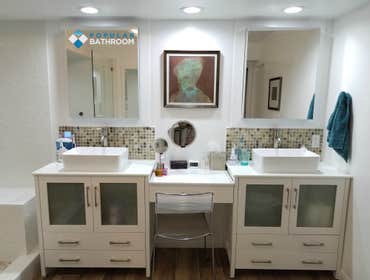 Open Concept Modern Bathroom
