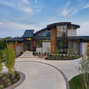 Extraordinary Homes Inc