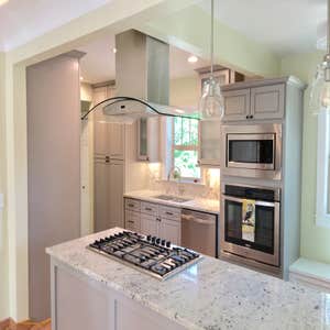 Traditional style Kitchen