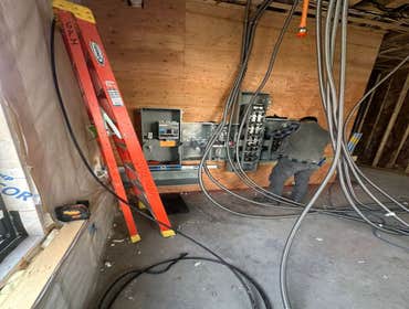 10 Family - Everett, MA 10-Family Residential Wiring, 600-Amp Electrical Service, and Fire Alarm System Installation