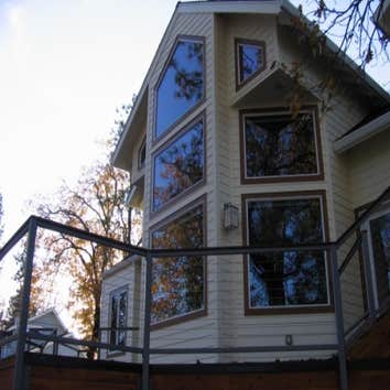 Custom Home on the Rogue River A custom home built in 2008 on a narrow piece of property on the Rogue River. We did a lot of decision making through a