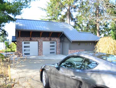 ReBay 3-Bay replacement garage in a contemporary Craftsman style