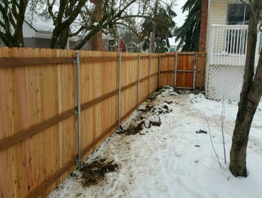Cedar Three Rail (Metal Posts)