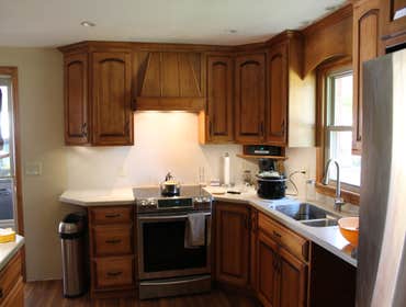 under cabinet lights
