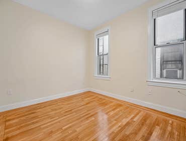 Photos by Iktinos Art and Designs LLC #1 Interior renovation by Iktinos Art Designs in 1bedroom apartment