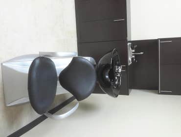 Champoo chair & Sink