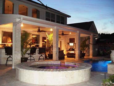 Outdoor Kitchens & Living Areas