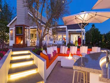 New accessory building at Hollywood Hills