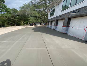 Photos by Illice Concrete Inc #1 Diamond design Driveway with pavers