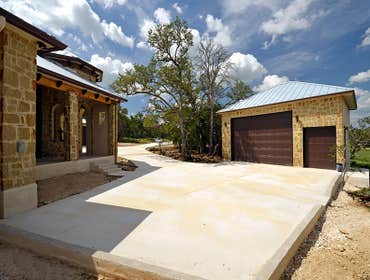 Photos by Custom Homes Ltd #1
