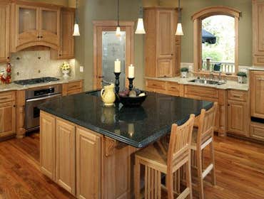 Huggy Bear Kitchens
