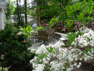 Secluded garden retreat