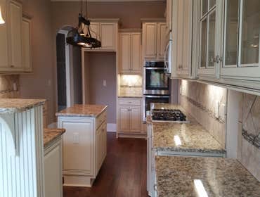 Photo(s) from Lake Forest Homes, Inc.