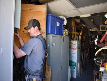 Advantage Electric Commercial Panel Check