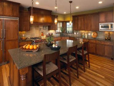 Huggy Bear Kitchens
