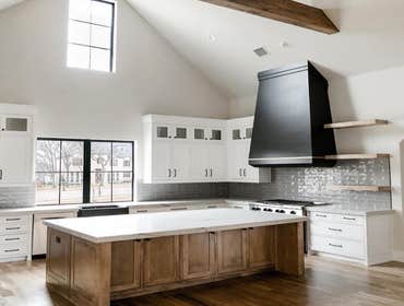General Remodeling - Residential This gallery shows General Remodeling of Residential Properties.