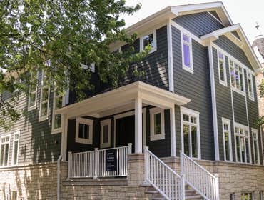 N Hoyne Ave Home