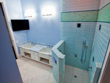 The Little Couple Project Facundo Home Builders had the pleasure of working with the TLC network on a nationally-televised reality show called “The Lit