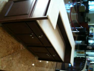 Portable hotel concierge desk