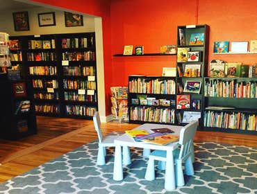 BOOKBAR