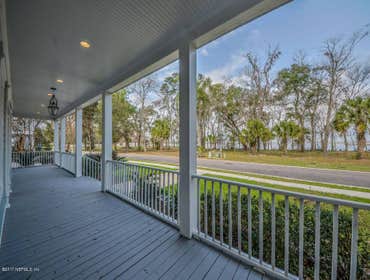 28659 Grandview Manor