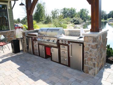 Outdoor Kitch1