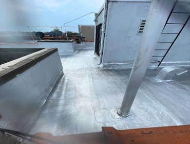 Flat Roof Installation & Repair – Reliable & Long-Lasting Solutions! Flat Roof Installation & Repair – Reliable & Long-Lasting Solutions! ?
Dealing wit