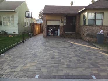 interlocking paver driveway