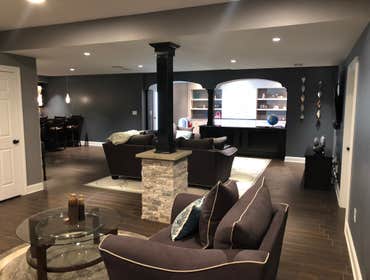 Seating area with stone/wood column