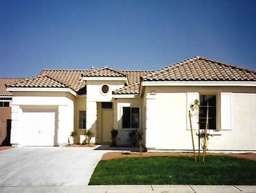 Tract home, exterior
