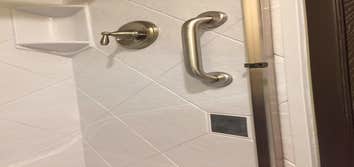 Best Western Plus - Sutter House Tub to shower conversion with design upgrades.
-Remove existing tub, surround, and hardware.
-Install Seamless Wall