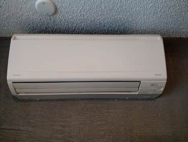 Daiken 24,000 Btu. inside unit.