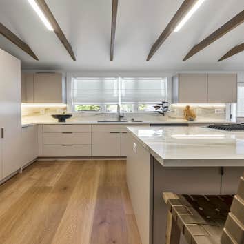 Rh Design & Construction Inc