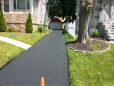 asphalt paving