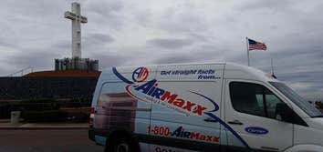 Airmaxx Heating and Air Conditioning Offering a full range of HVAC services including Air Conditioning Service, Heating Service, HVAC repairs, and indo