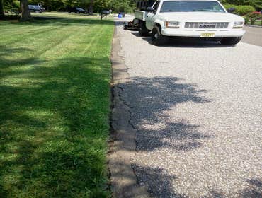 edging example PROPER STREET EDGING AND CURB EDGING IS A MUST - WE EDGE EVERY WEEK
ALSO FLOWER BEDS GRASS OR BORDER ROCK ,WE EDGE EVERYTHING TIGHT & 