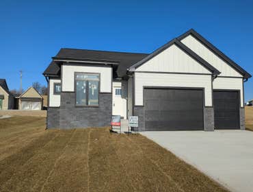 Photos by Frontlinefinishinggroup Inc #1 New home build located just off of 370 in the Bridgeport development. All new schools surrounding this beautif