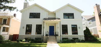 N Tripp Ave Home
