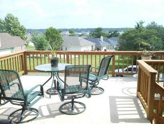 Works by Houston Deck and Shad