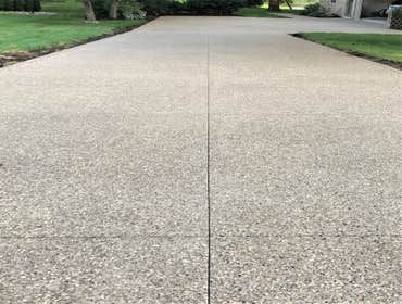 exposed aggregate Driveway Photo by Potoroka Concrete Macomb MI