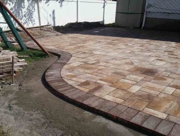 Paving and Masonary Paving, Driveways, and Sidewalks Paving/Parking Lot
Paving: Concrete / Asphalt Paving Stone and Block Installations
Pot Hole 