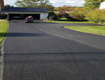 Asphalt paving