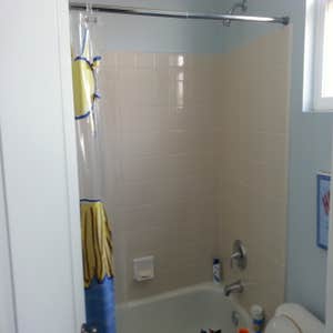 Project photos from W J Reynolds Tile Contracting Corporation TUB ENCLOSURES